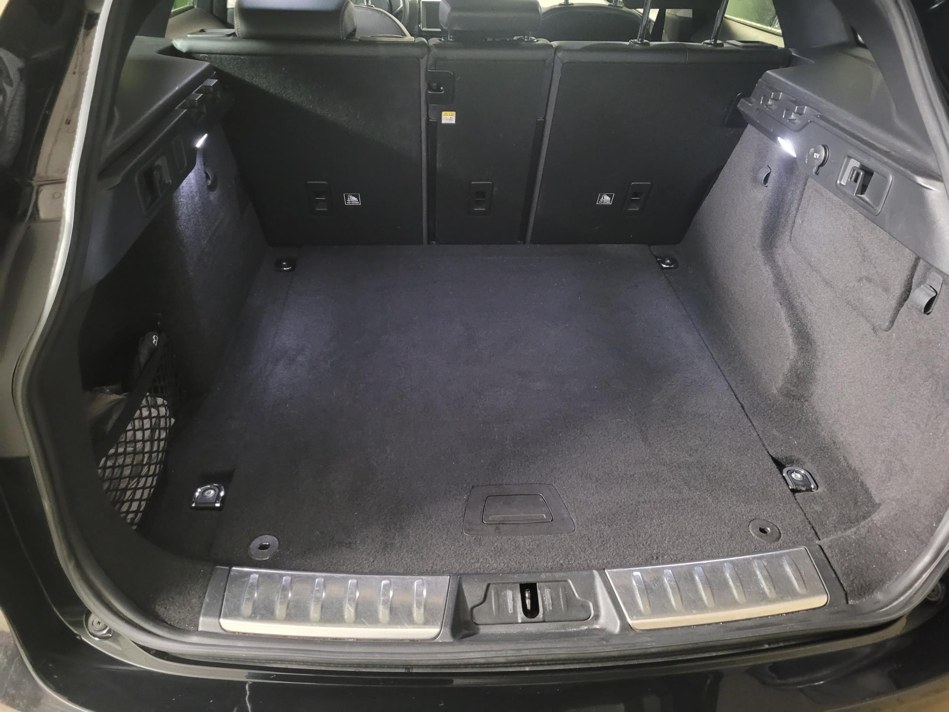 JAGUAR F-Pace 2.0d AWD Automatik-image-5