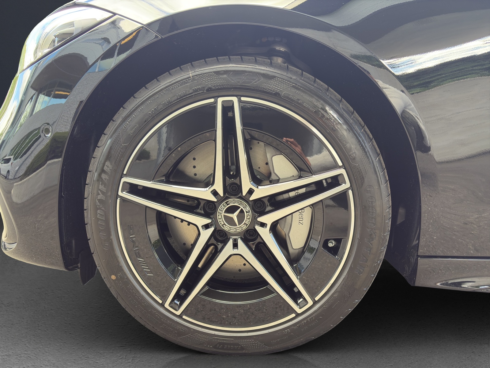 MERCEDES-BENZ C 220 d T 4 Matic Swiss Star-image-5