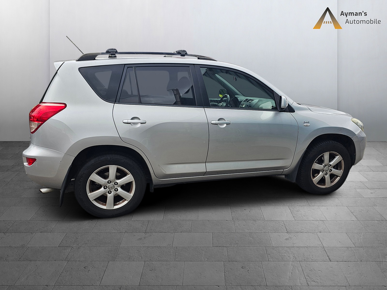 TOYOTA RAV-4 2.2D-4 D Linea Luna-image-5