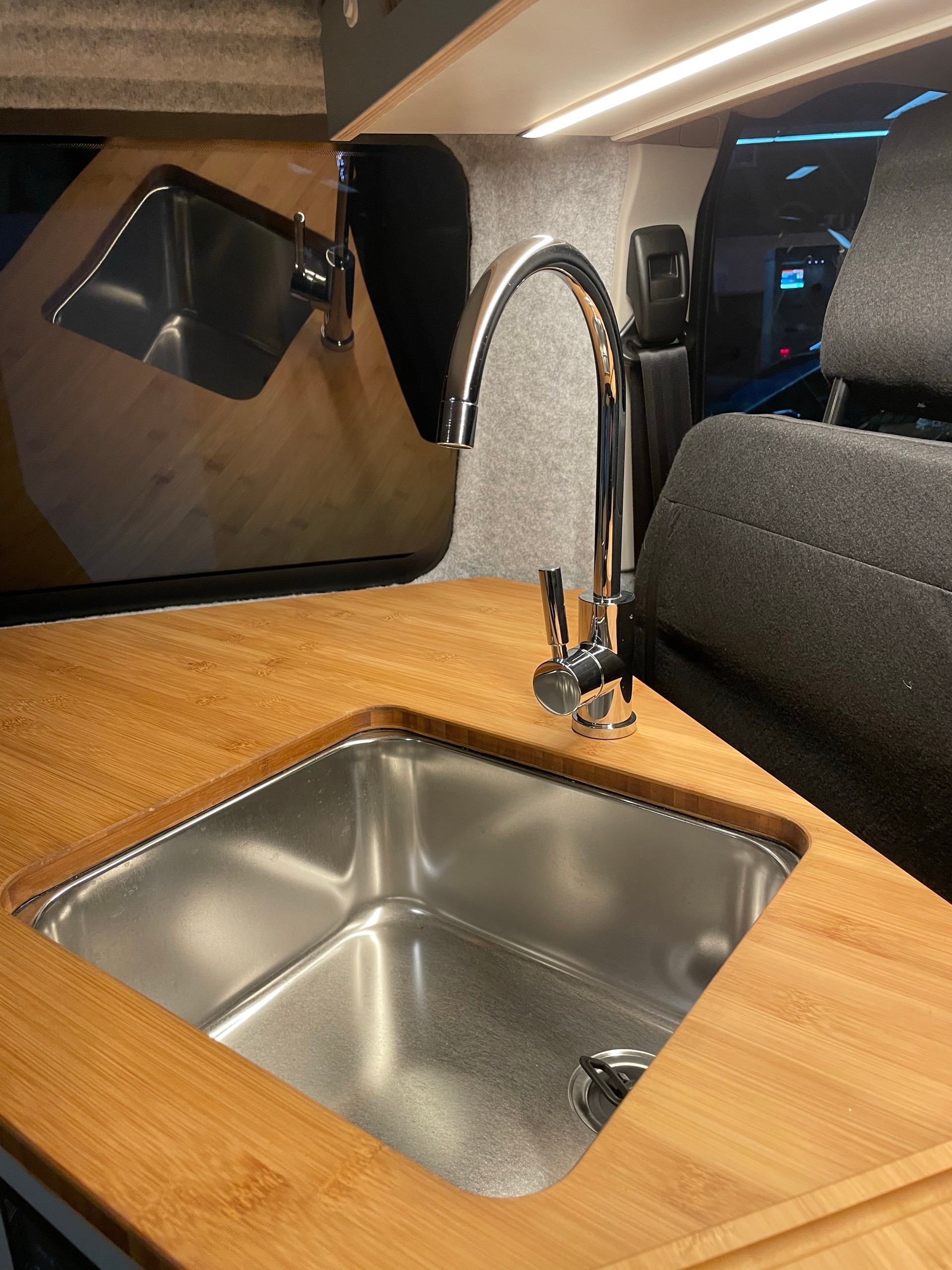 OPEL Vivaro XL "Silvaplana Look"-image-23