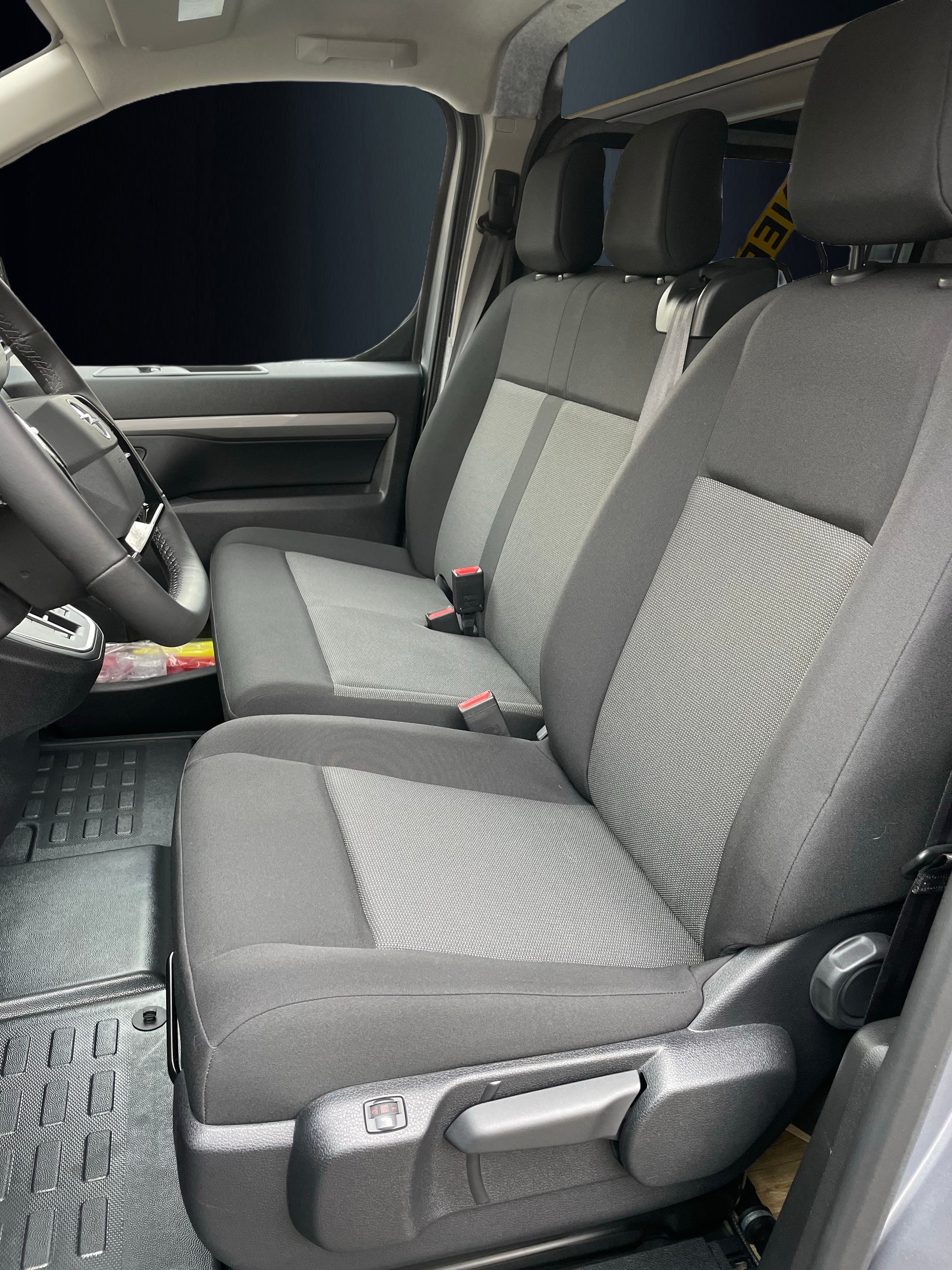 OPEL Vivaro XL "Silvaplana Look"-image-6