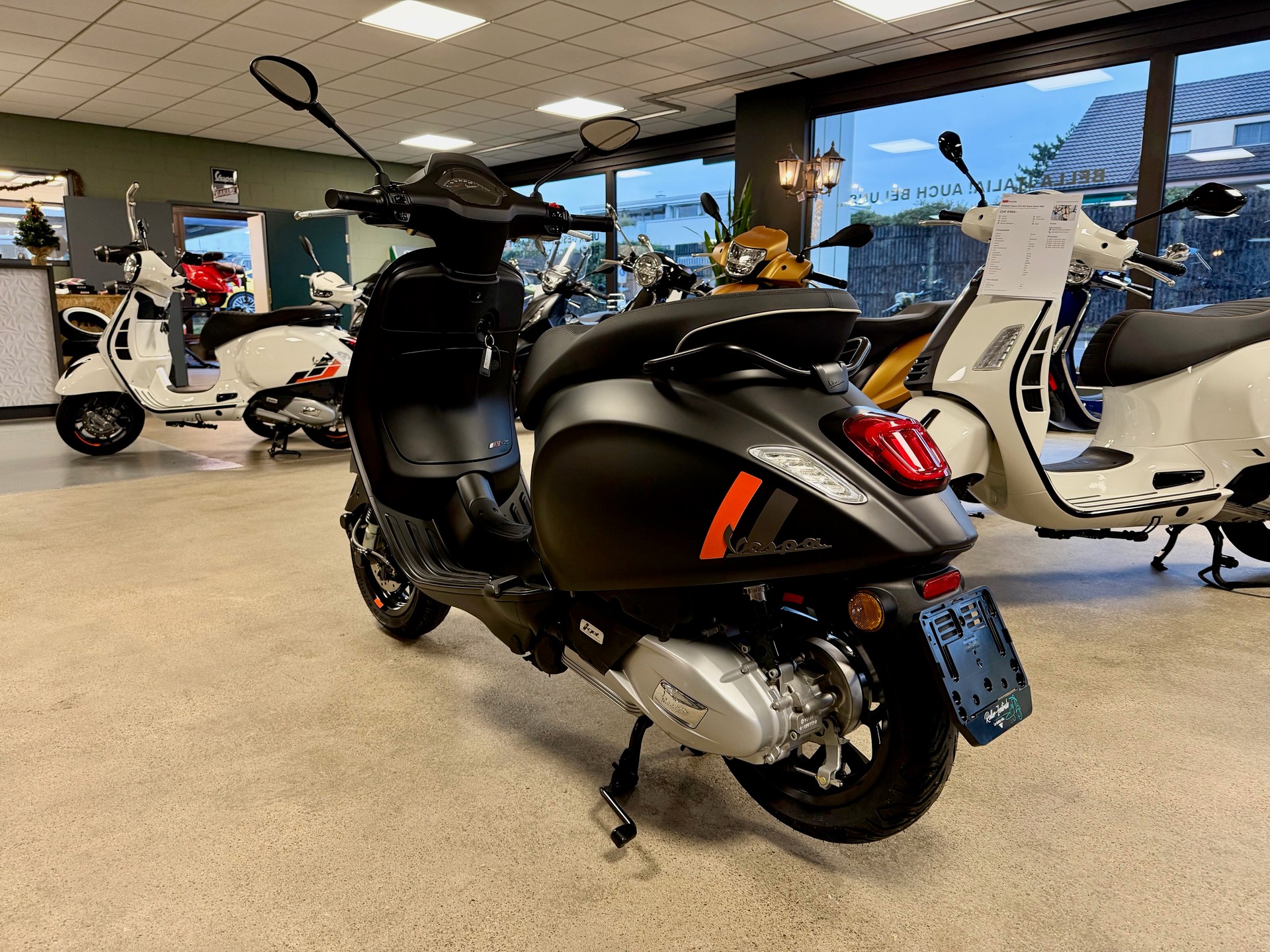 PIAGGIO Vespa 125 Sprint Sport E5+-showroom-element-3