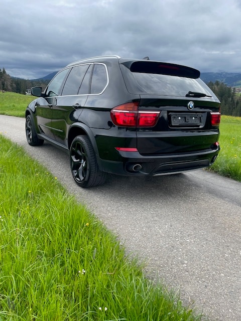 BMW X5 xDrive 40d Steptronic-image-2