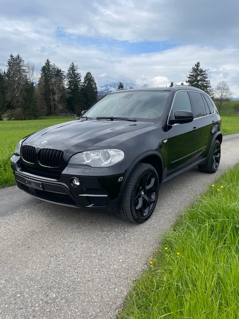 BMW X5 xDrive 40d Steptronic-image-1