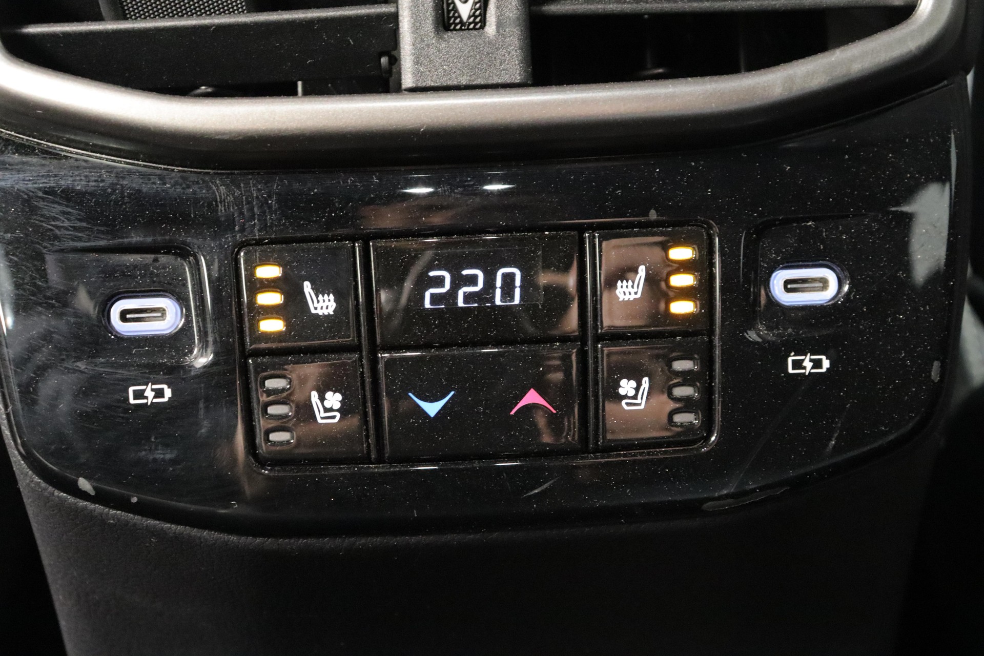 LEXUS RX 350h F-Line-image-16