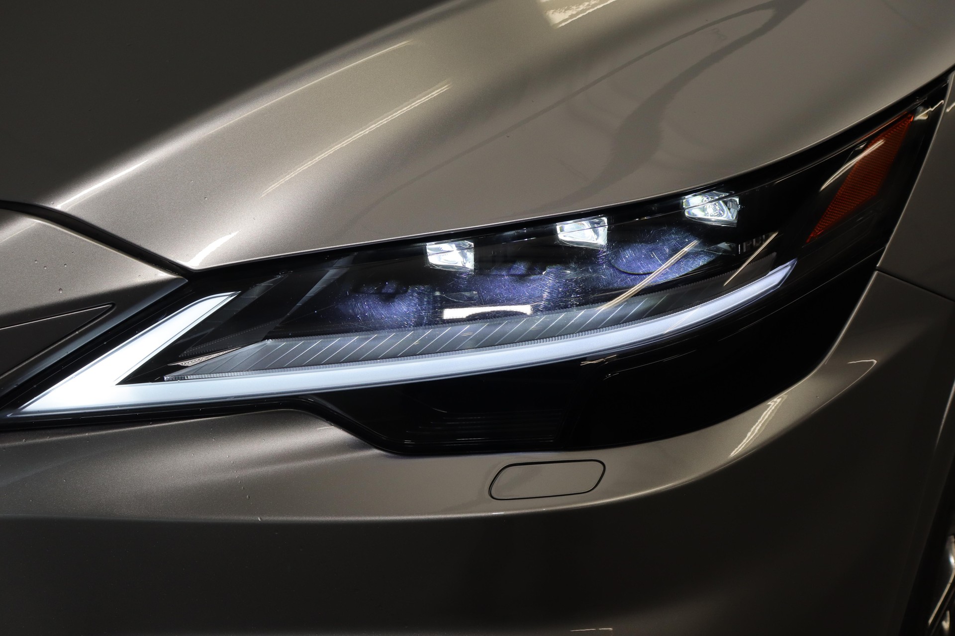LEXUS RX 350h F-Line-image-15