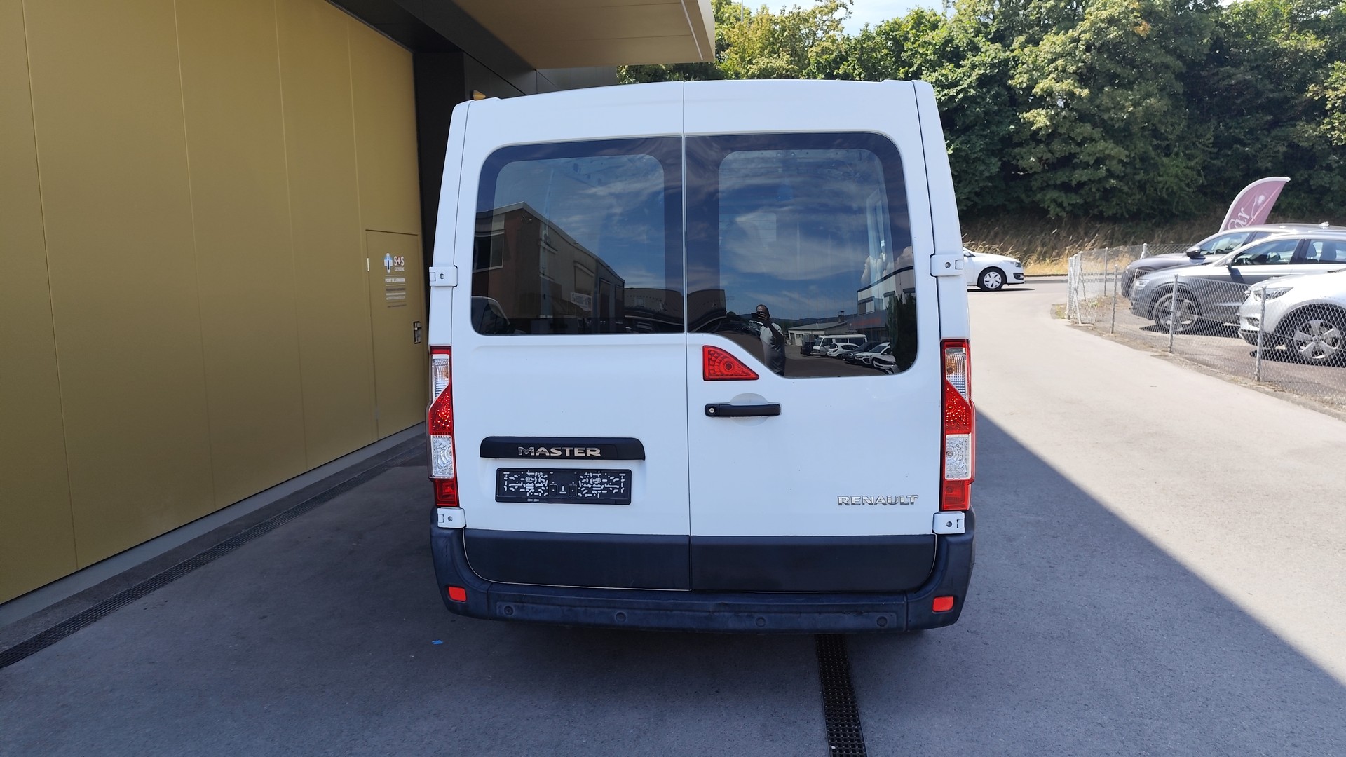 RENAULT Master T28 2.3dCi 110 L1H1 - CLIMATISE-image-4