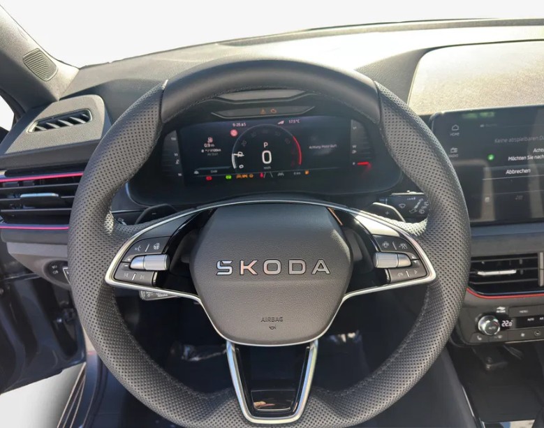 SKODA Scala 1.5 TSI Dynamic DSG-image-10