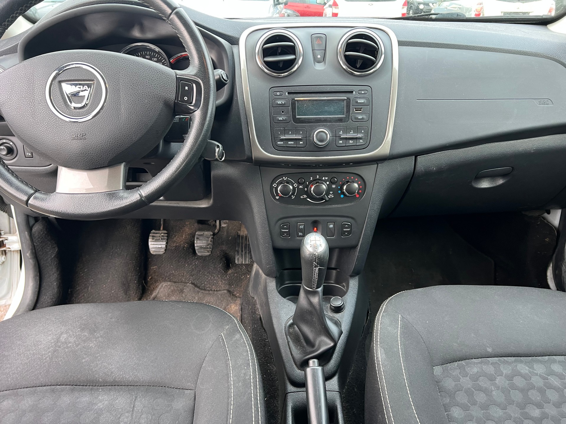 DACIA Sandero 1.2 Ambiance-image-7