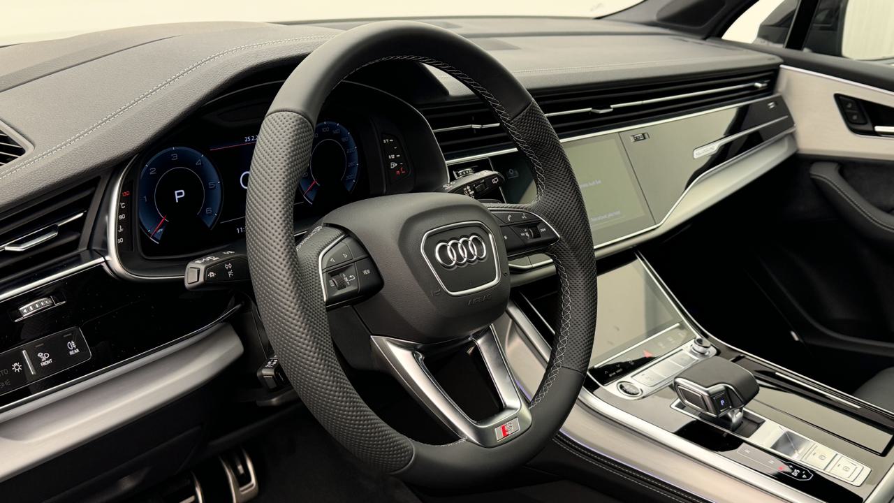 AUDI Q7 SUV TDI quattro 210 kW S Line tiptronic-image-6