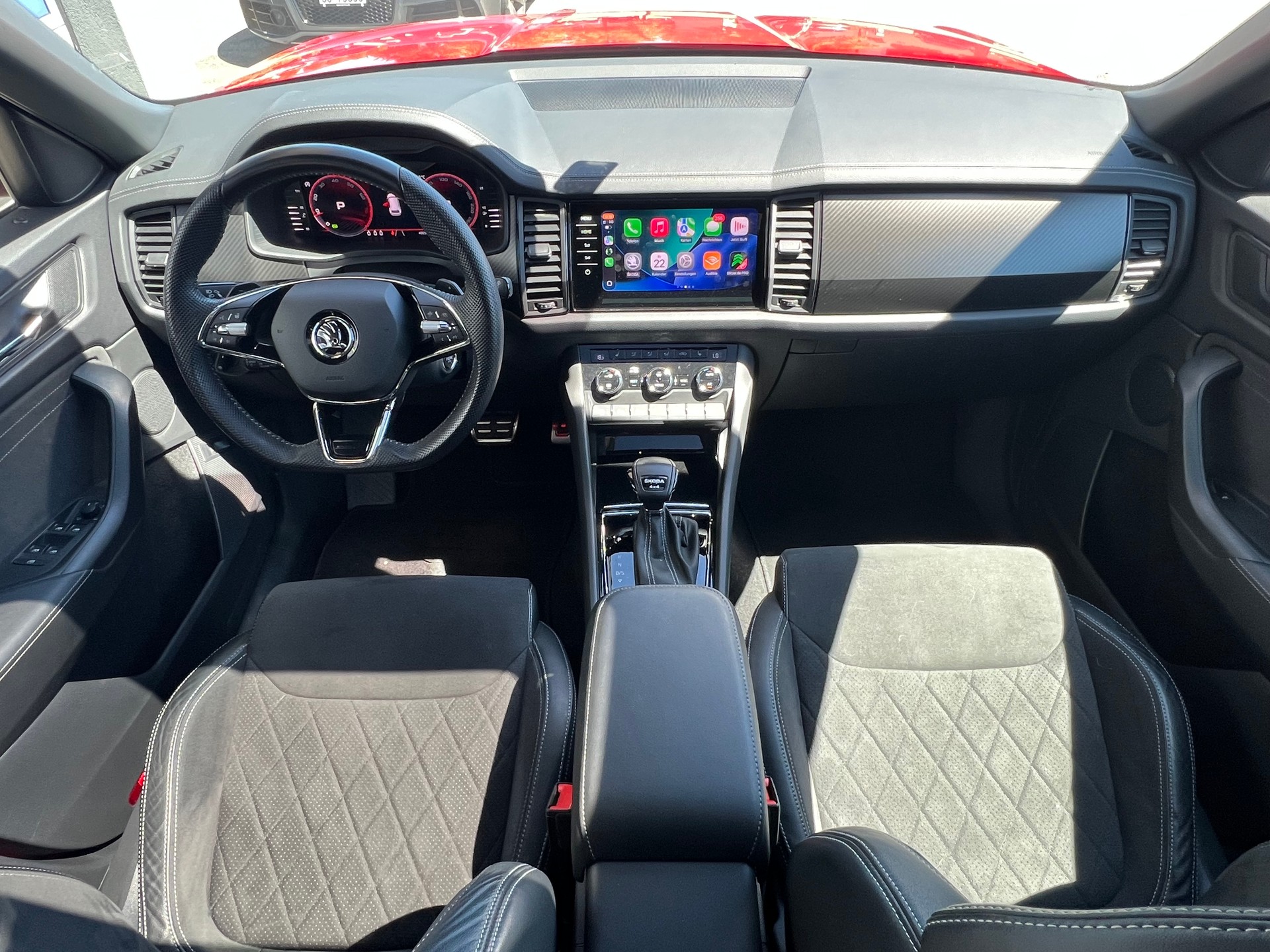 SKODA Kodiaq 2.0 TSI Sportline DSG * AHK 2.2T *-image-7