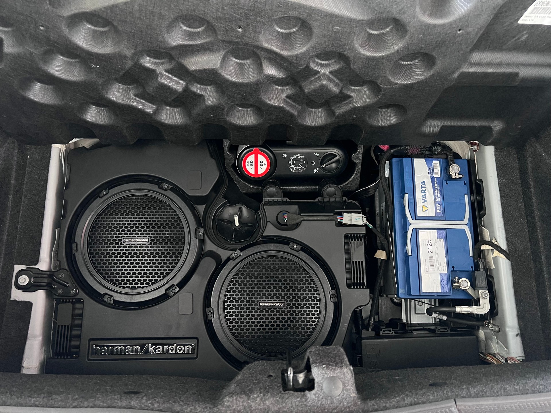 DODGE SRT 392 6.4 V8 HEMI-image-30