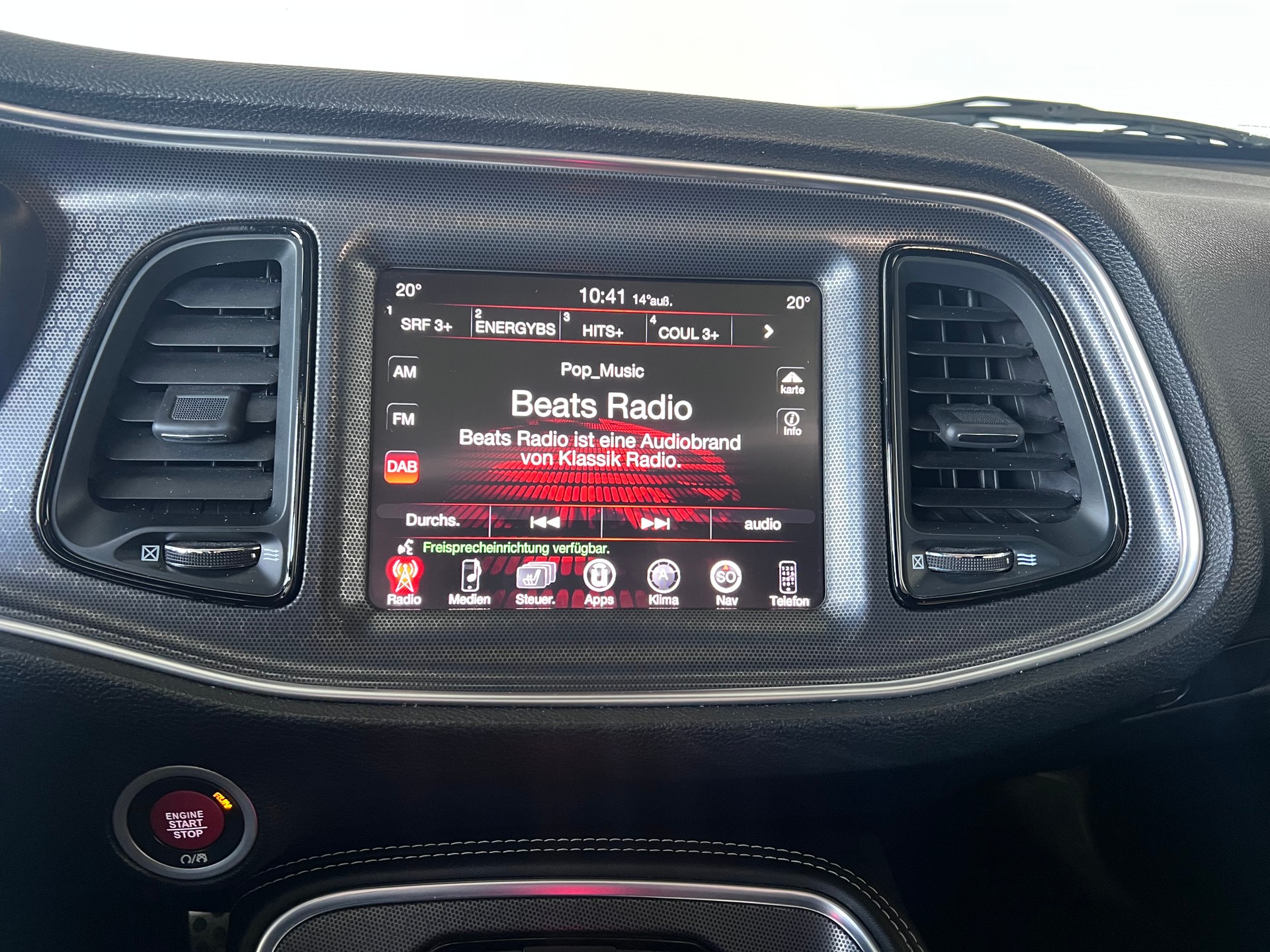 DODGE SRT 392 6.4 V8 HEMI-image-26