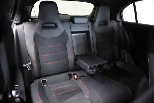 MERCEDES-BENZ A 220 d 8G-DCT-image-10