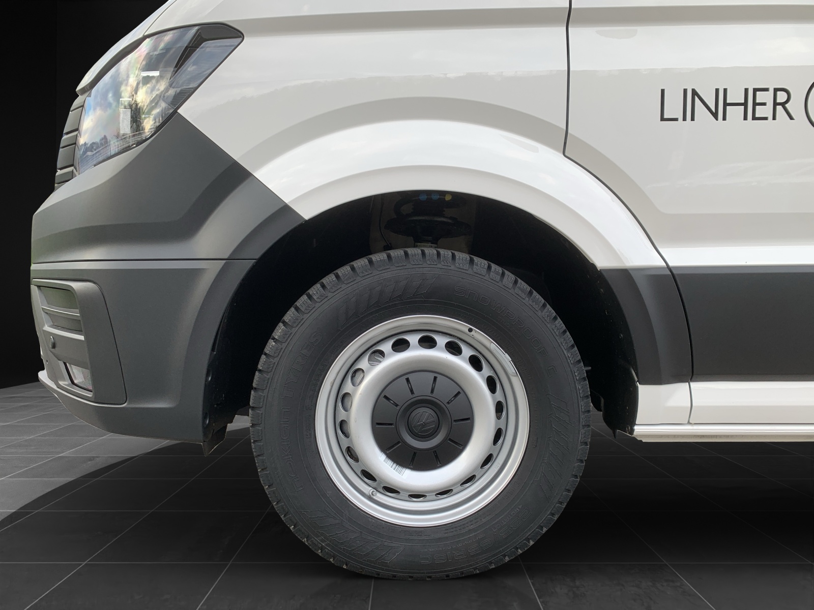 VW Crafter 35 Kasten 2.0 BiTDI L3H2 4Motion A-image-13