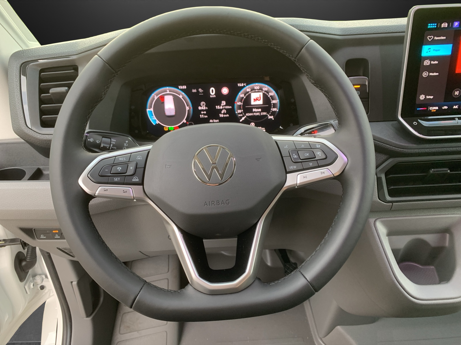 VW Crafter 35 Kasten 2.0 BiTDI L3H2 4Motion A-image-10