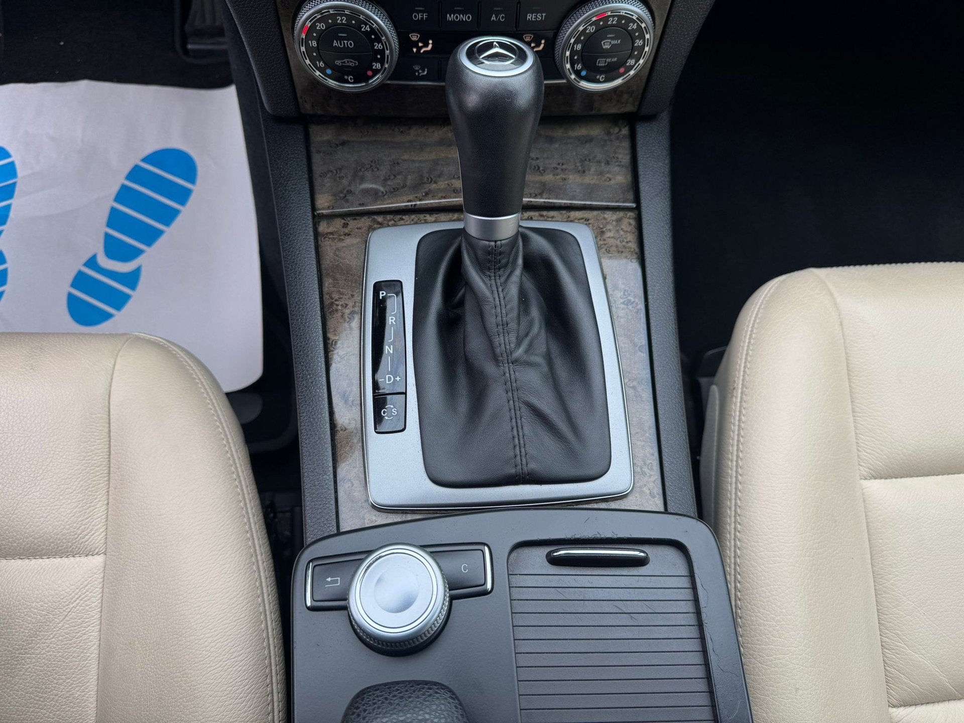 MERCEDES-BENZ C 230 Avantgarde 7G-Tronic-image-21