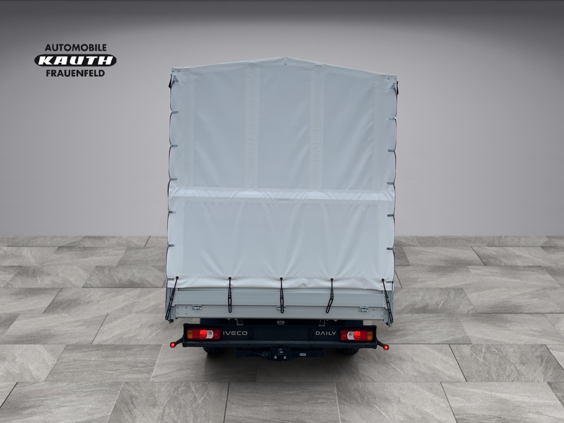 IVECO Daily 35S 18 A-8 180 PS, Brücke mit Schiebe-Plane, Anhängelast 3'500 kg.-image-4