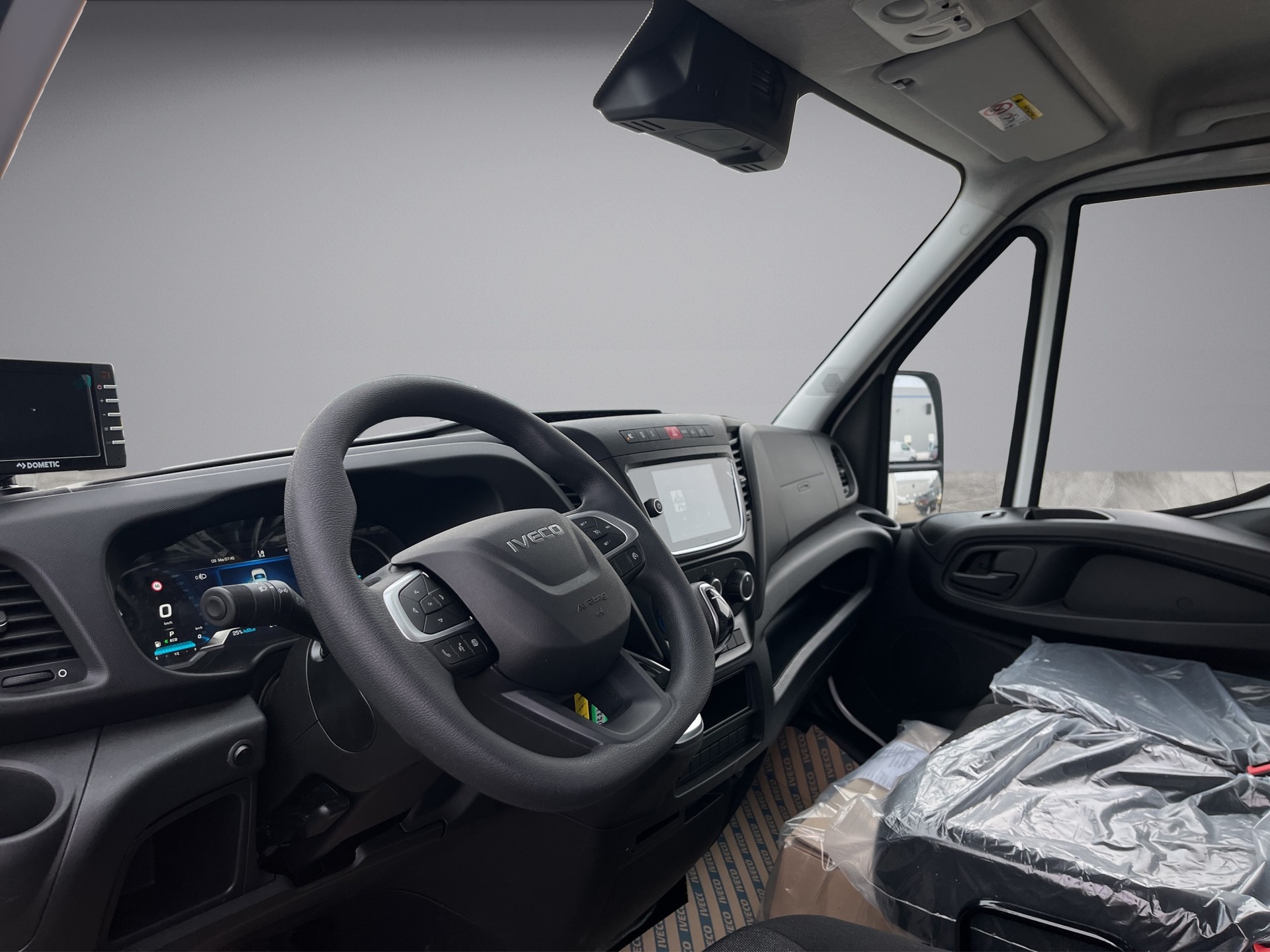 IVECO Daily 35S 18 A-8 180 PS, Brücke mit Schiebe-Plane, Anhängelast 3'500 kg.-image-8