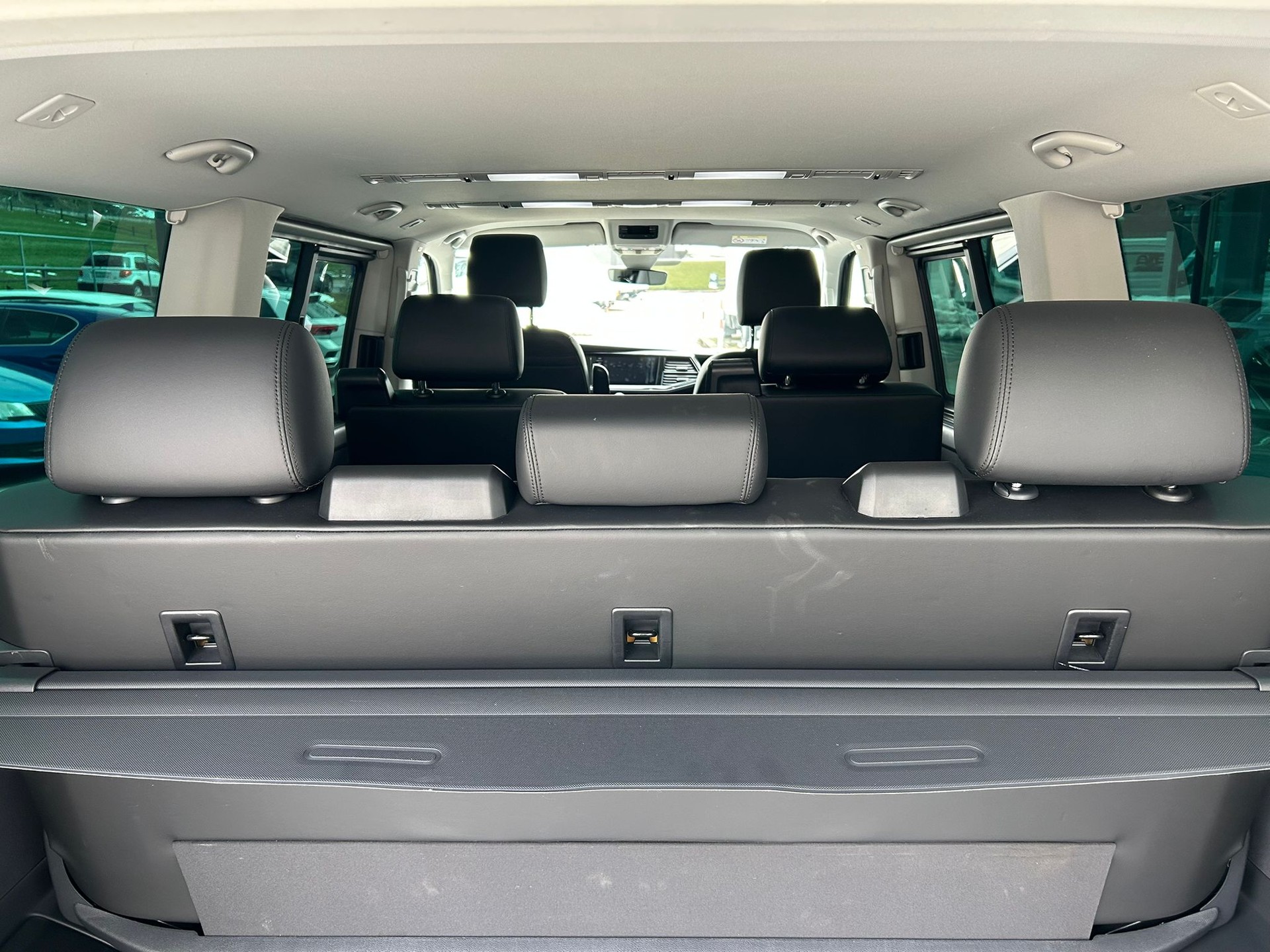 VW T6.1 Multivan 2.0 Bi-TDI Highline 4Motion DSG-image-15