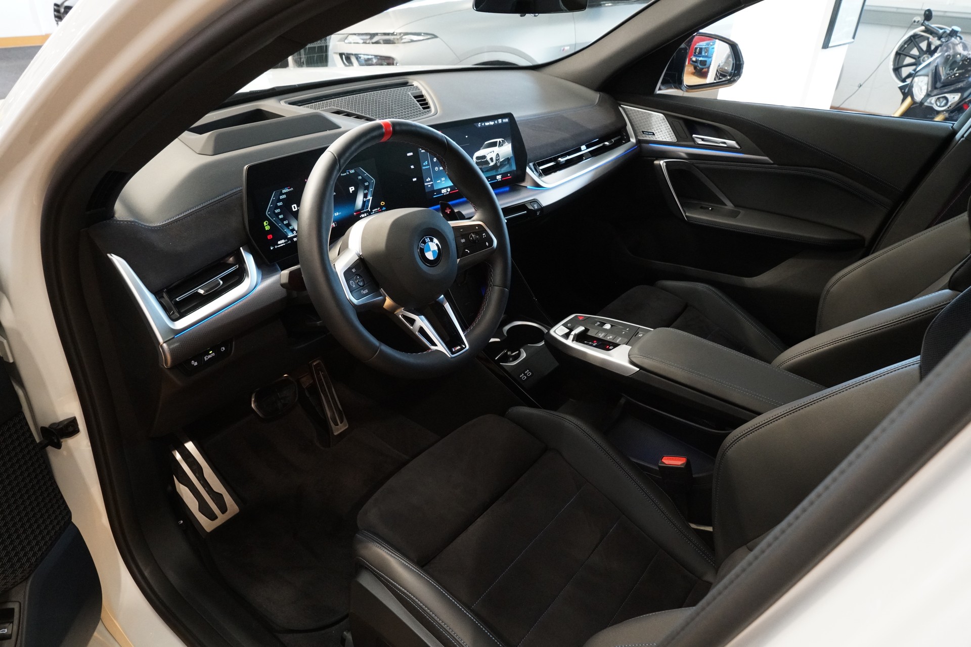 BMW X2 xDrive M35i M Sport Pro-image-12