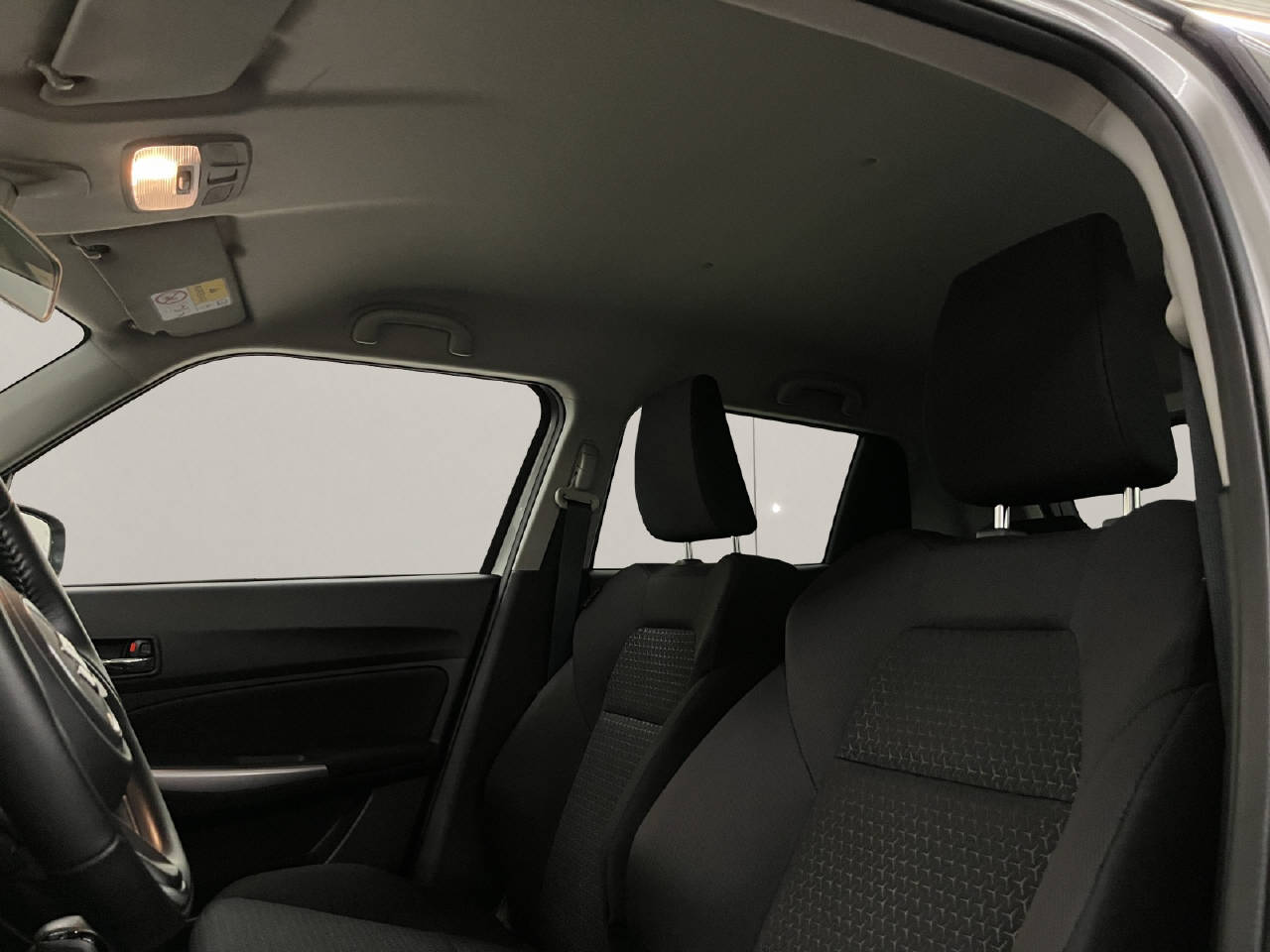 SUZUKI Swift 1.2 Compact Top Hybrid-image-12