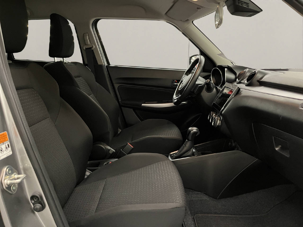 SUZUKI Swift 1.2 Compact Top Hybrid-image-11