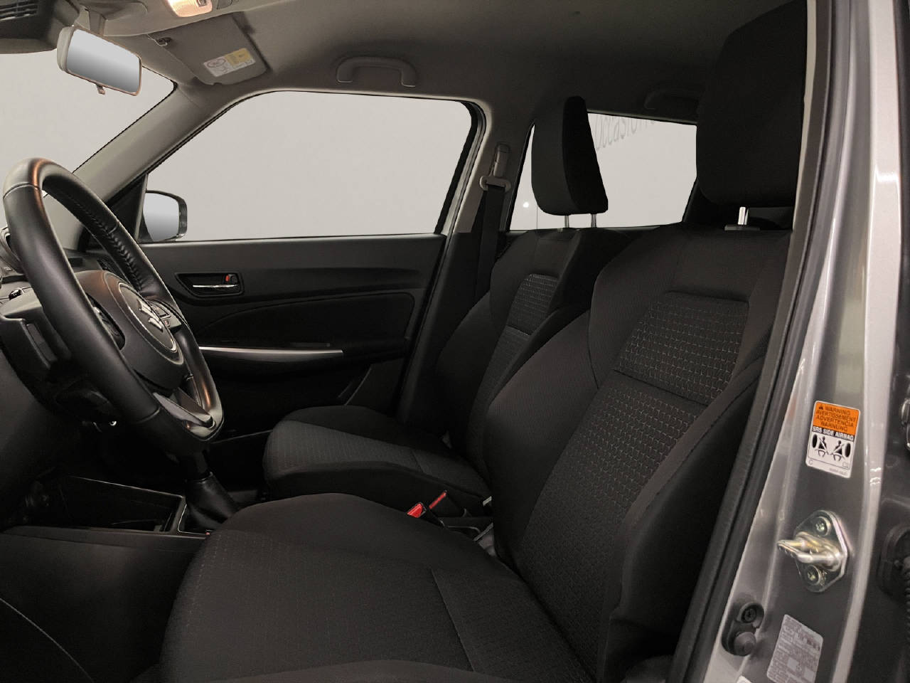 SUZUKI Swift 1.2 Compact Top Hybrid-image-4