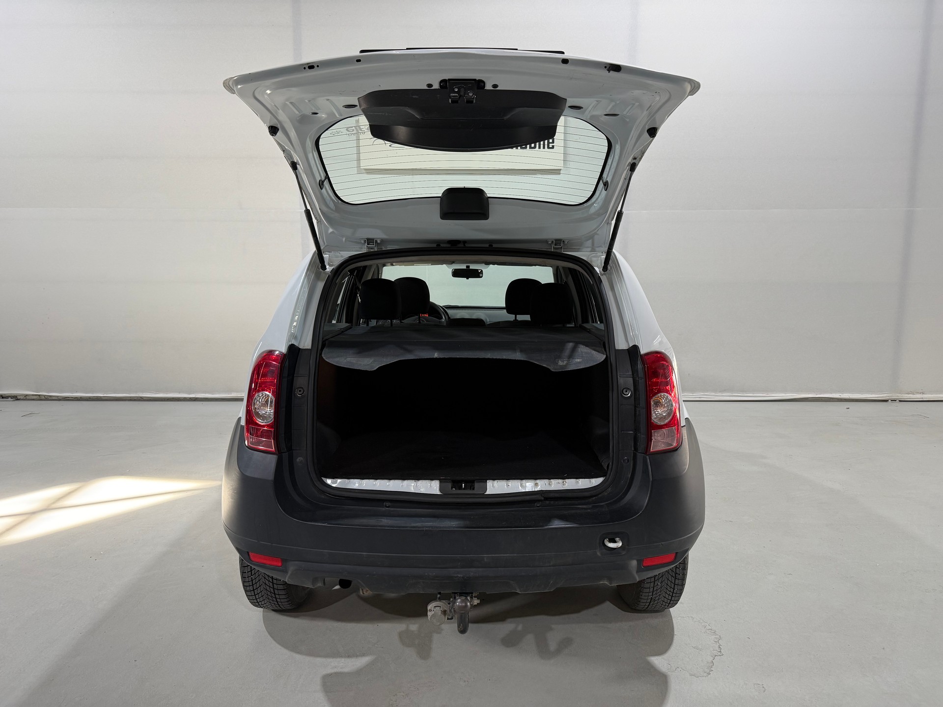 DACIA Duster 1.6 Ambiance 4x4-image-10