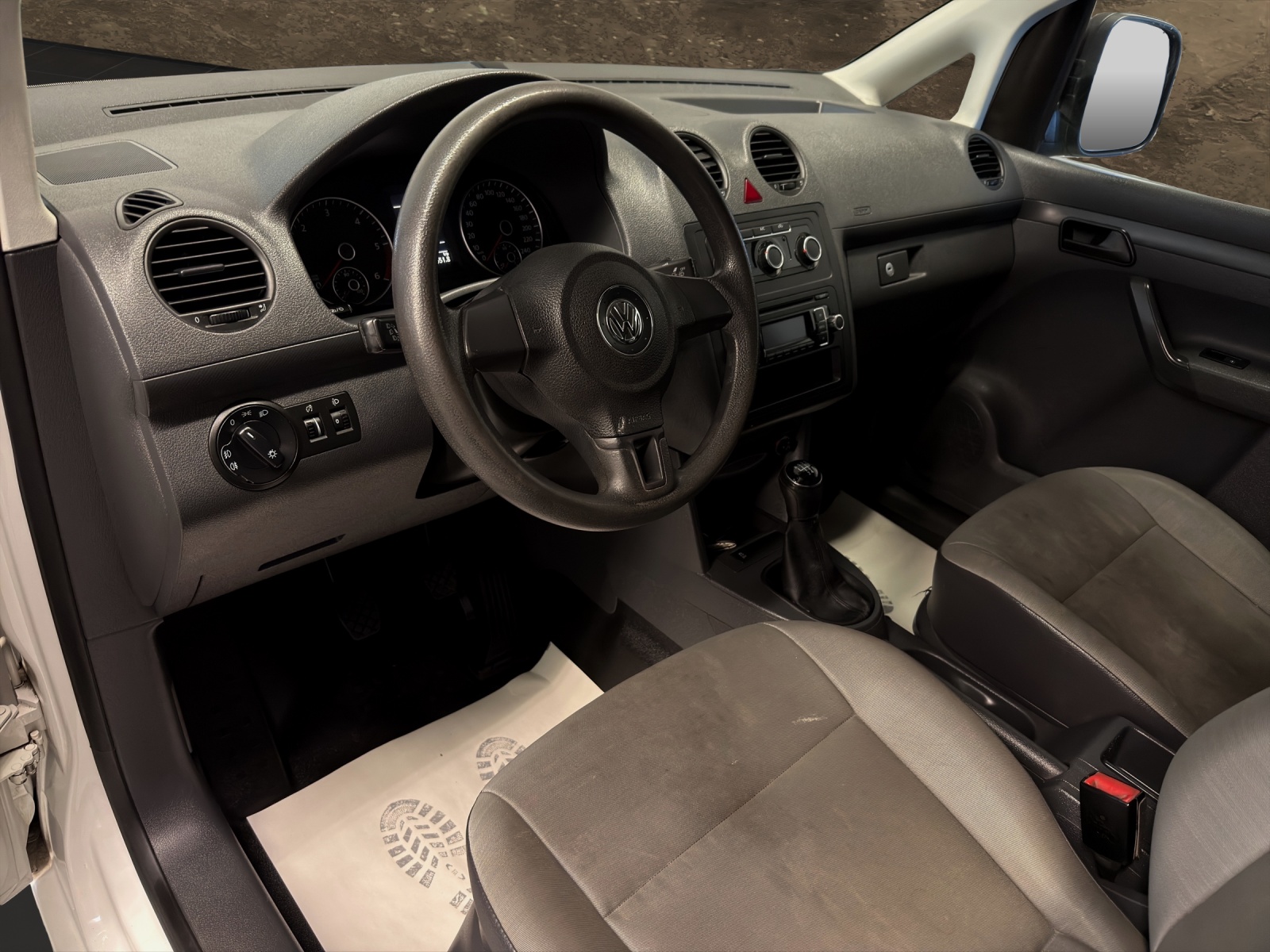 VW VW Caddy 1.6 TDI, 75PS-image-7