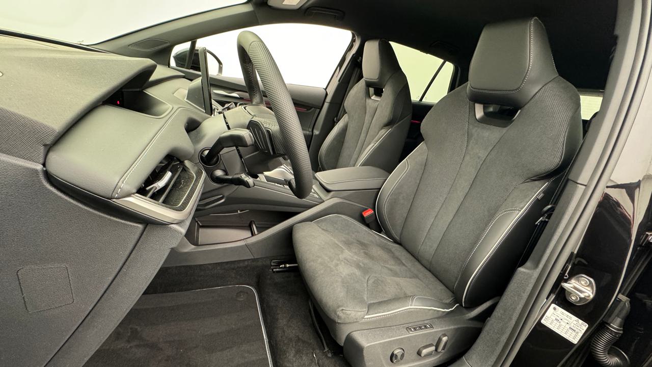 SKODA Enyaq 85x Sportline 4x4-image-4