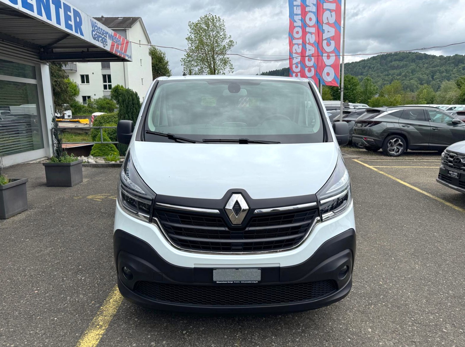 RENAULT Trafic 2.0 dCi 120 3.0t Business L1H1-image-10
