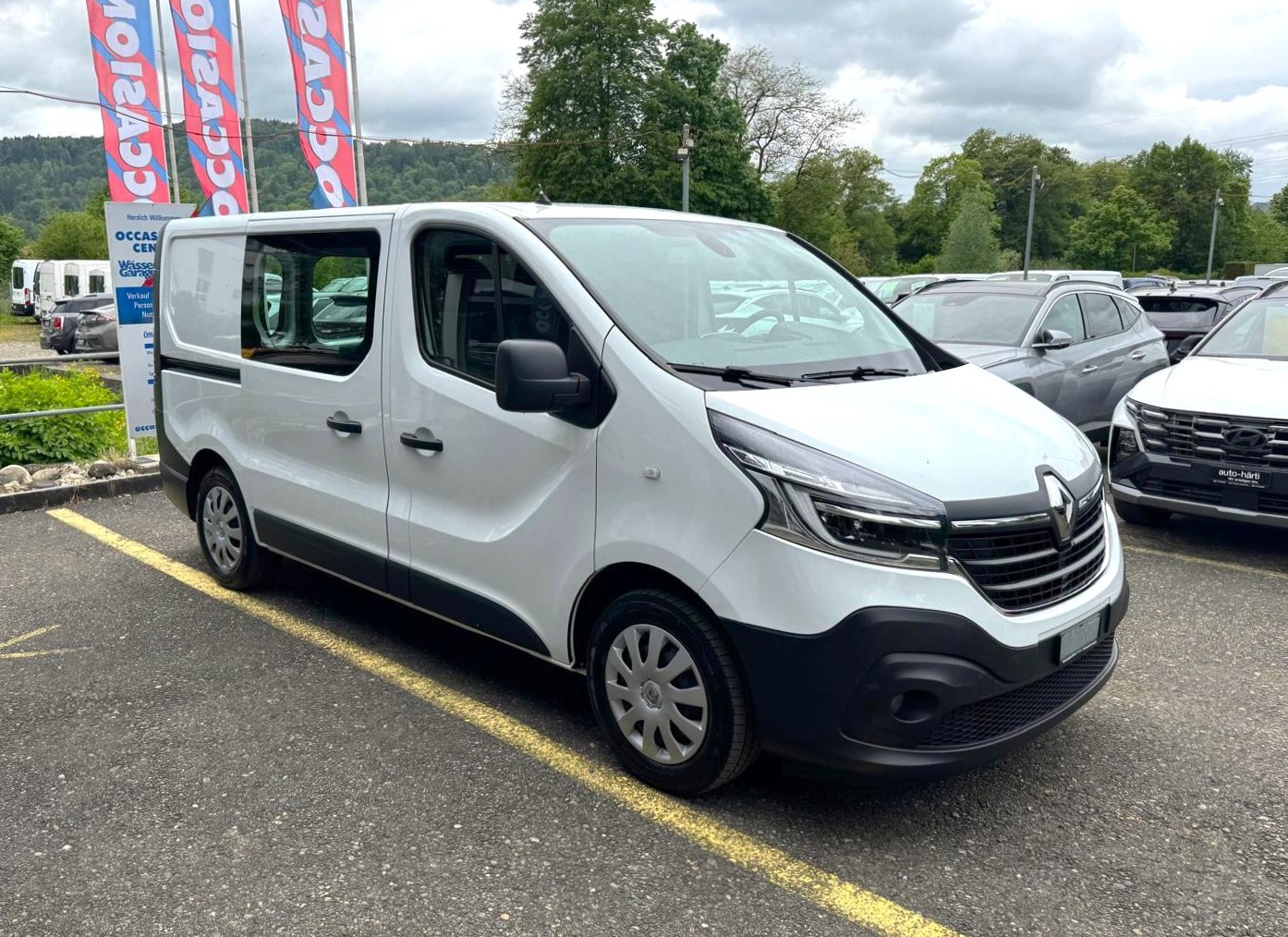 RENAULT Trafic 2.0 dCi 120 3.0t Business L1H1-image-9