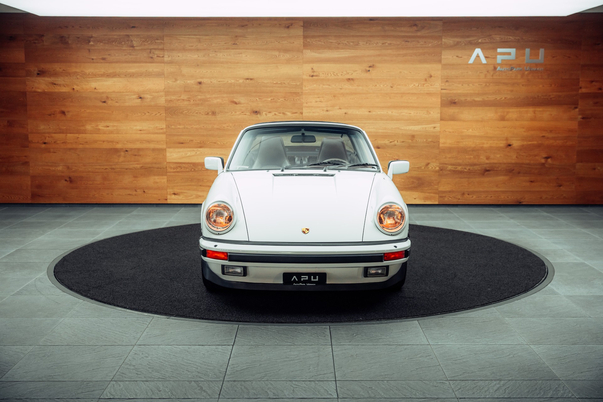 PORSCHE 911 Carrera Targa-image-18
