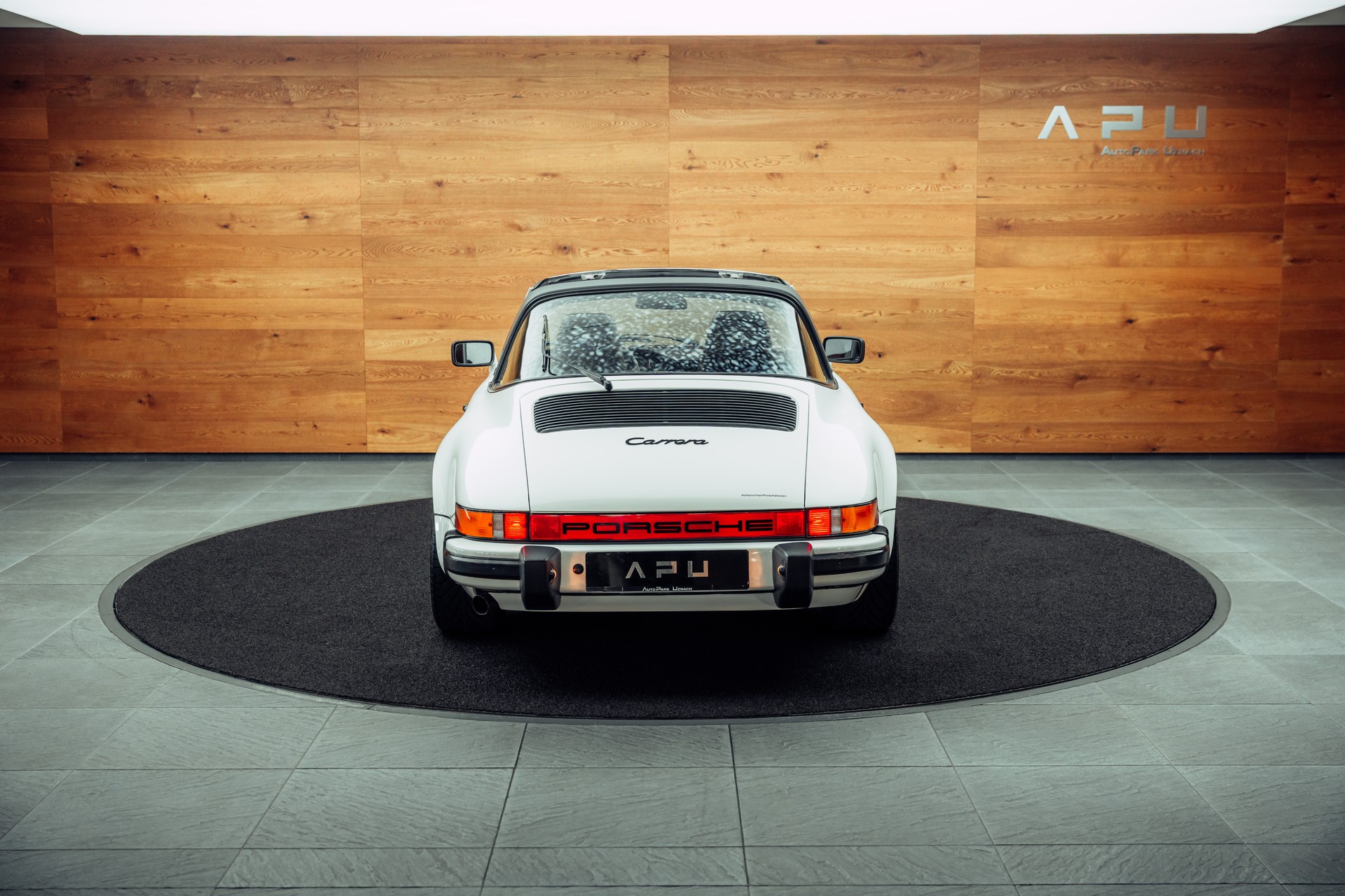 PORSCHE 911 Carrera Targa-image-17