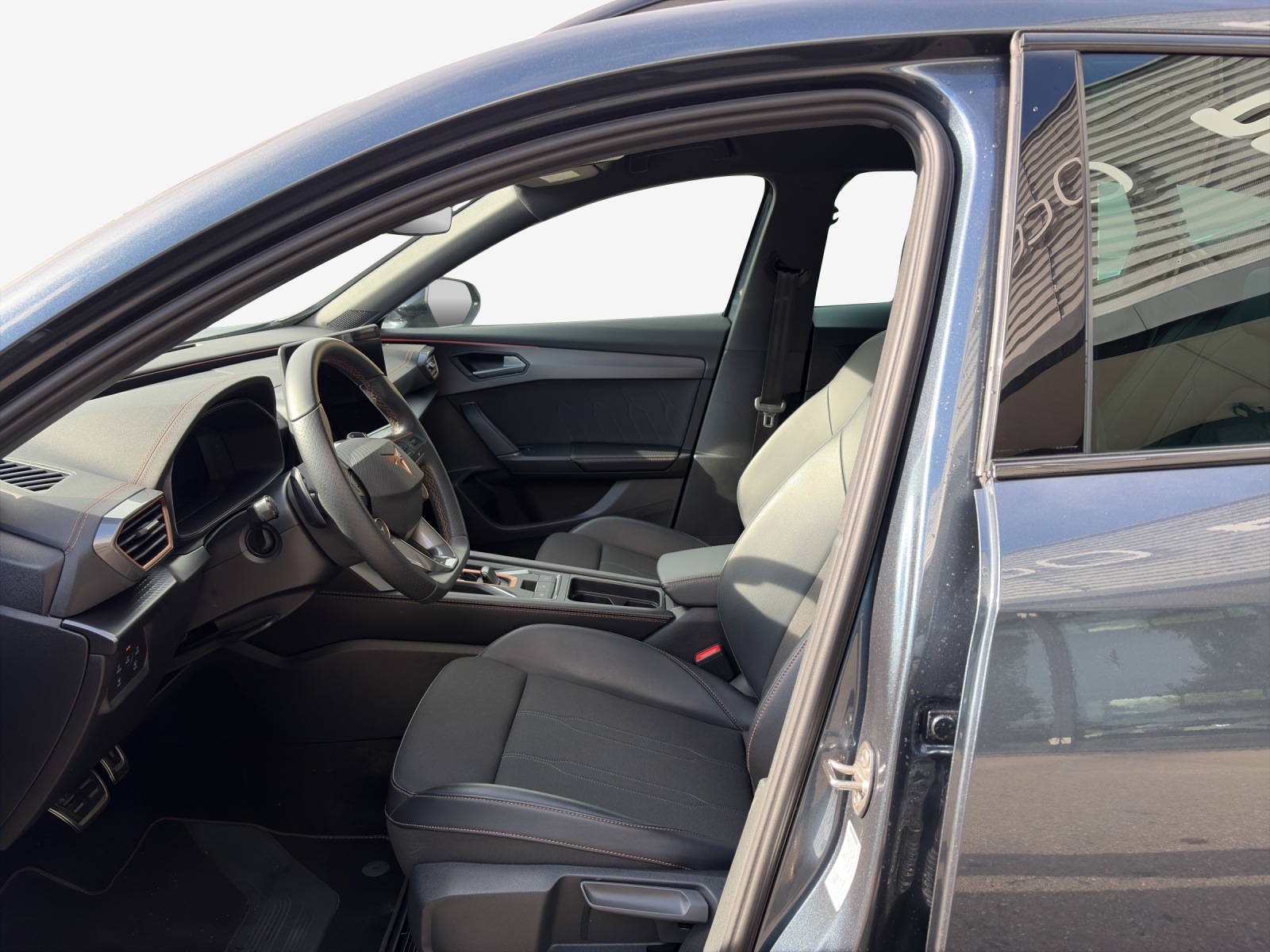 CUPRA Formentor 1.5 e-HYBRID pHEV DSG-image-7