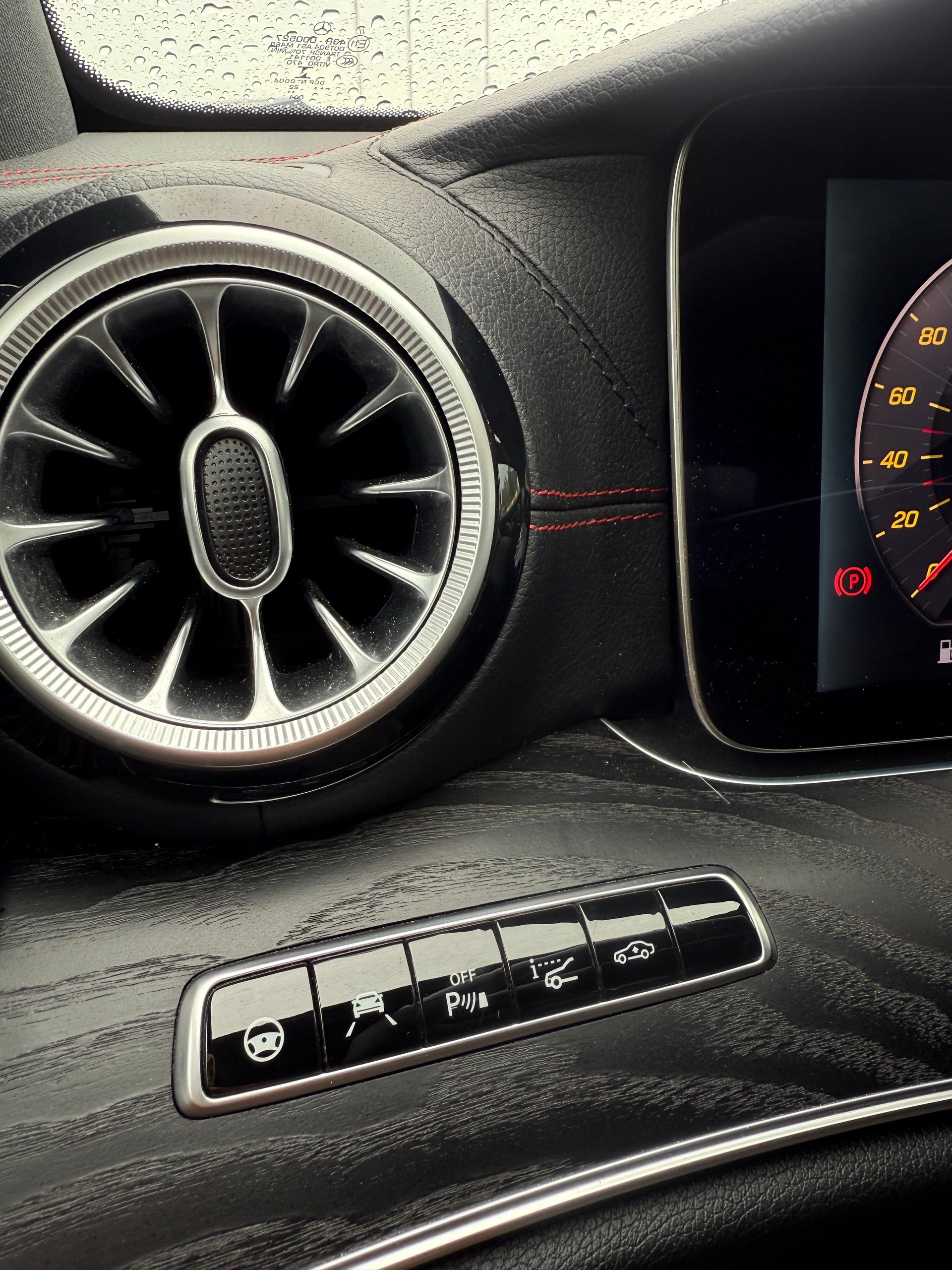 MERCEDES-BENZ E 43 AMG 4Matic 9G-Tronic-image-9