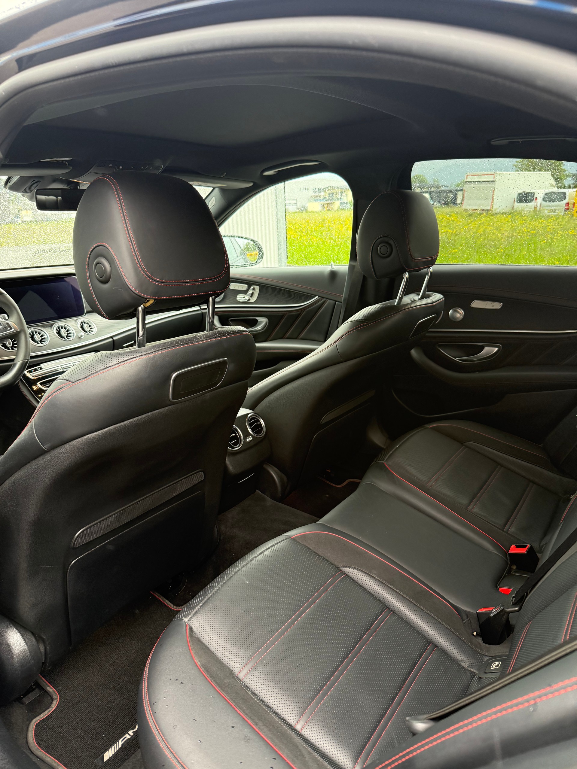 MERCEDES-BENZ E 43 AMG 4Matic 9G-Tronic-image-6