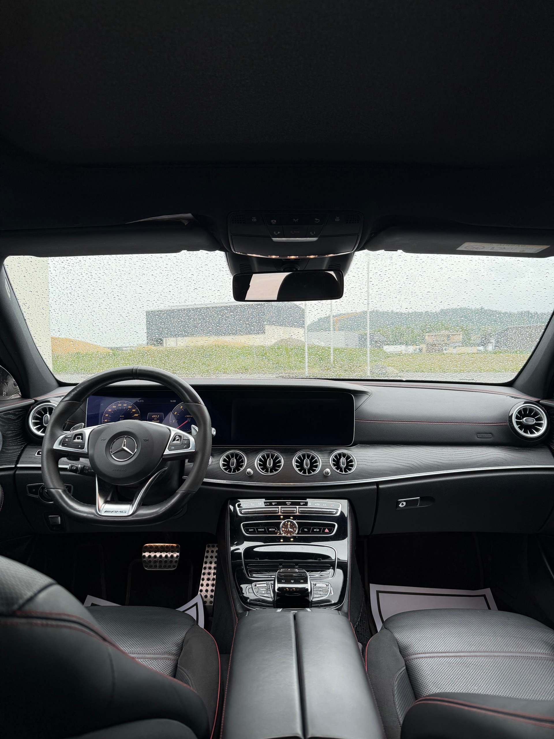 MERCEDES-BENZ E 43 AMG 4Matic 9G-Tronic-image-8