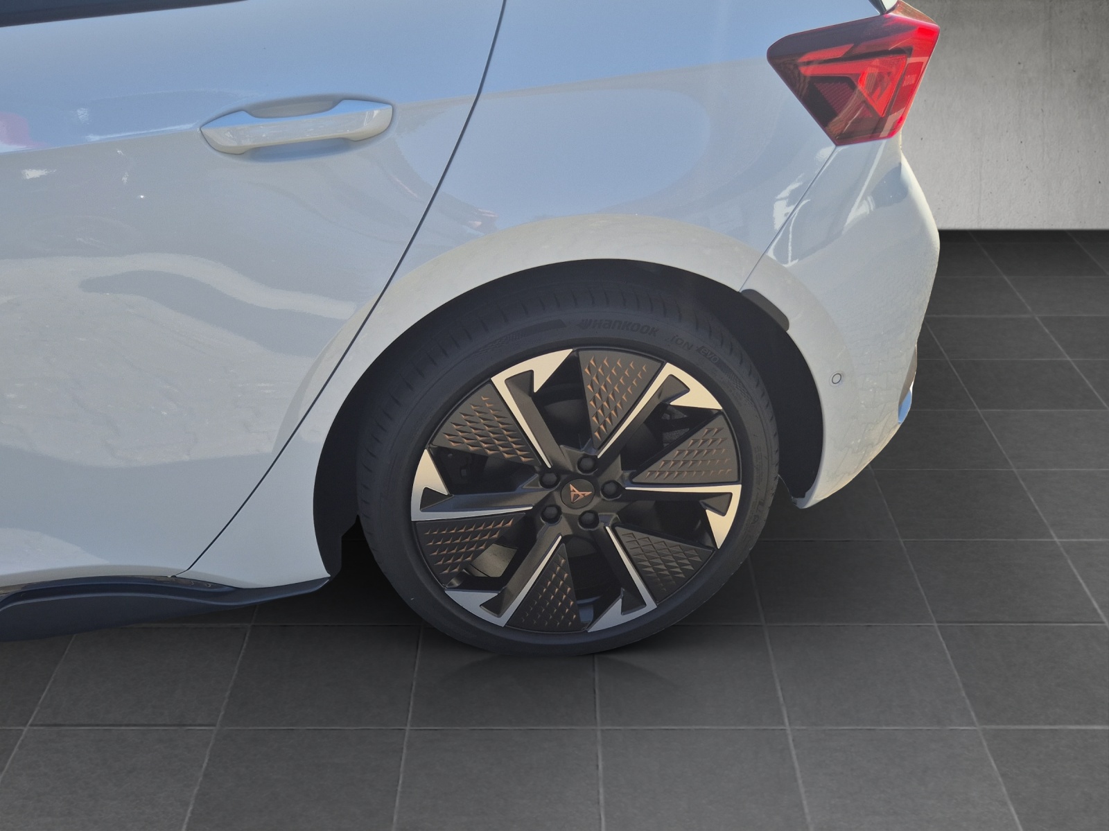 CUPRA Born 79 kwh-image-13