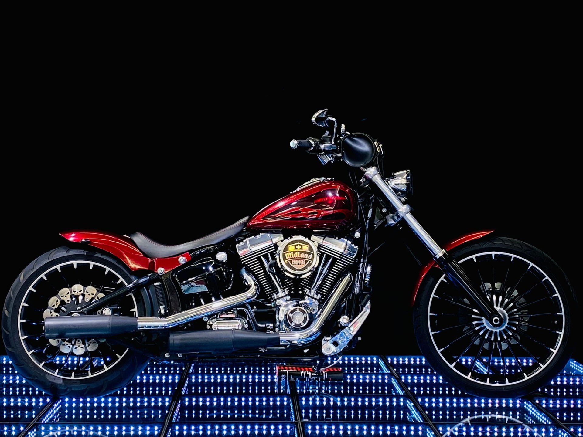 HARLEY-DAVIDSON FXSB Breakout 103 ABS-showroom-element-2