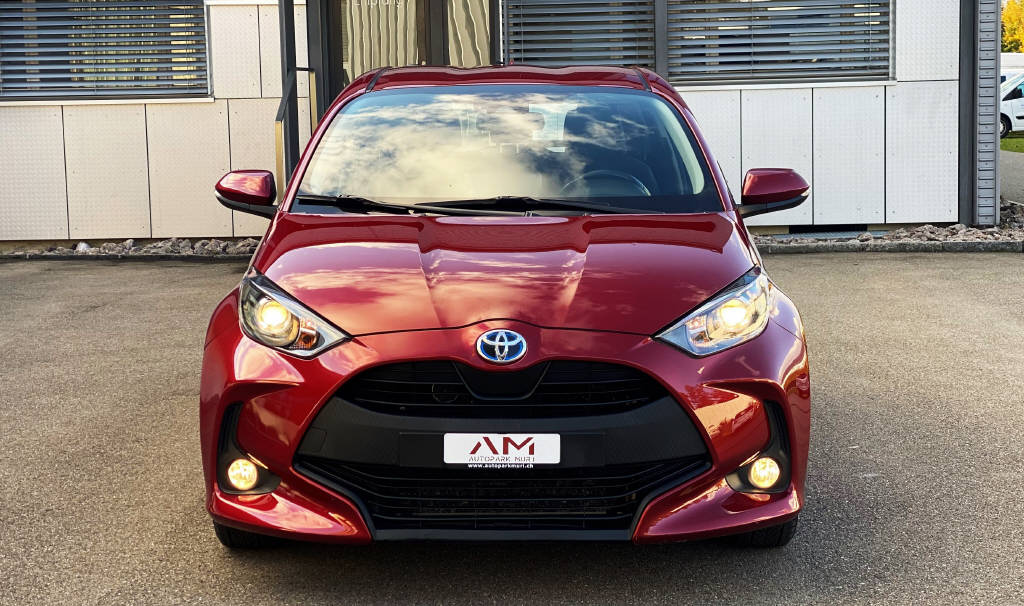 TOYOTA Yaris 1.5 VVT-i HSD Comfort-image-1
