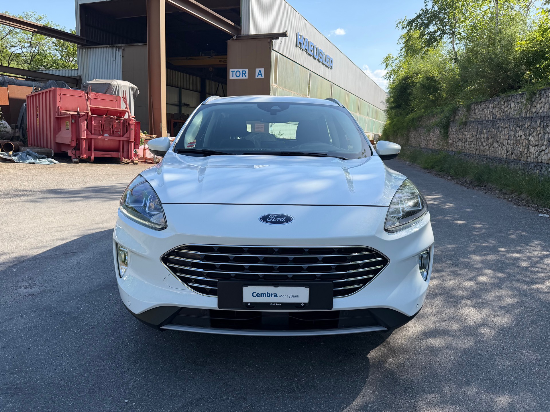 FORD Kuga 2.0 TDCi EcoBlue Titanium 4WD-image-1