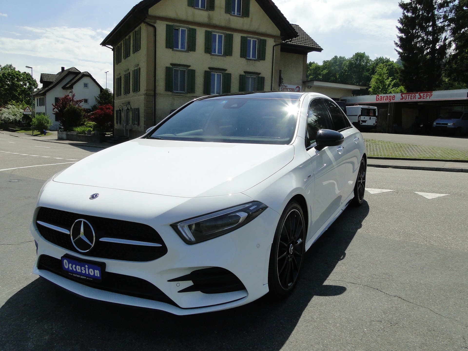 MERCEDES-BENZ A 200 AMG Line 7G-DCT