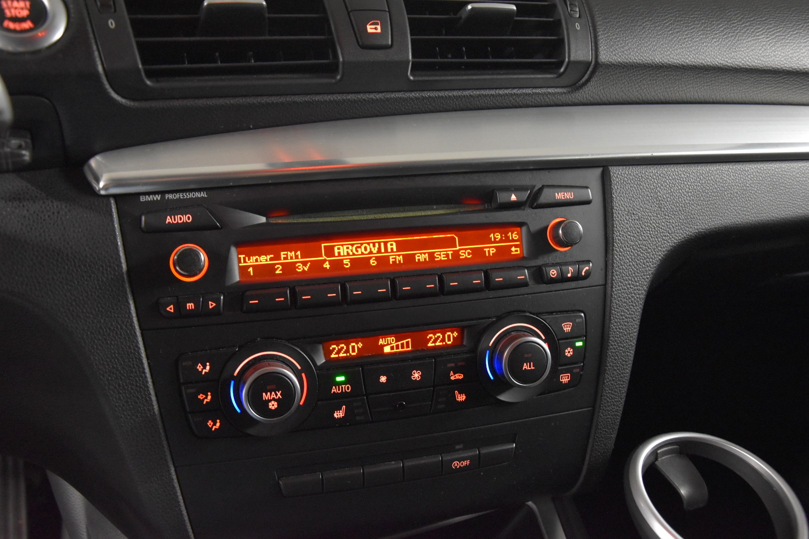 BMW 118d M-Paket Facelift-image-20