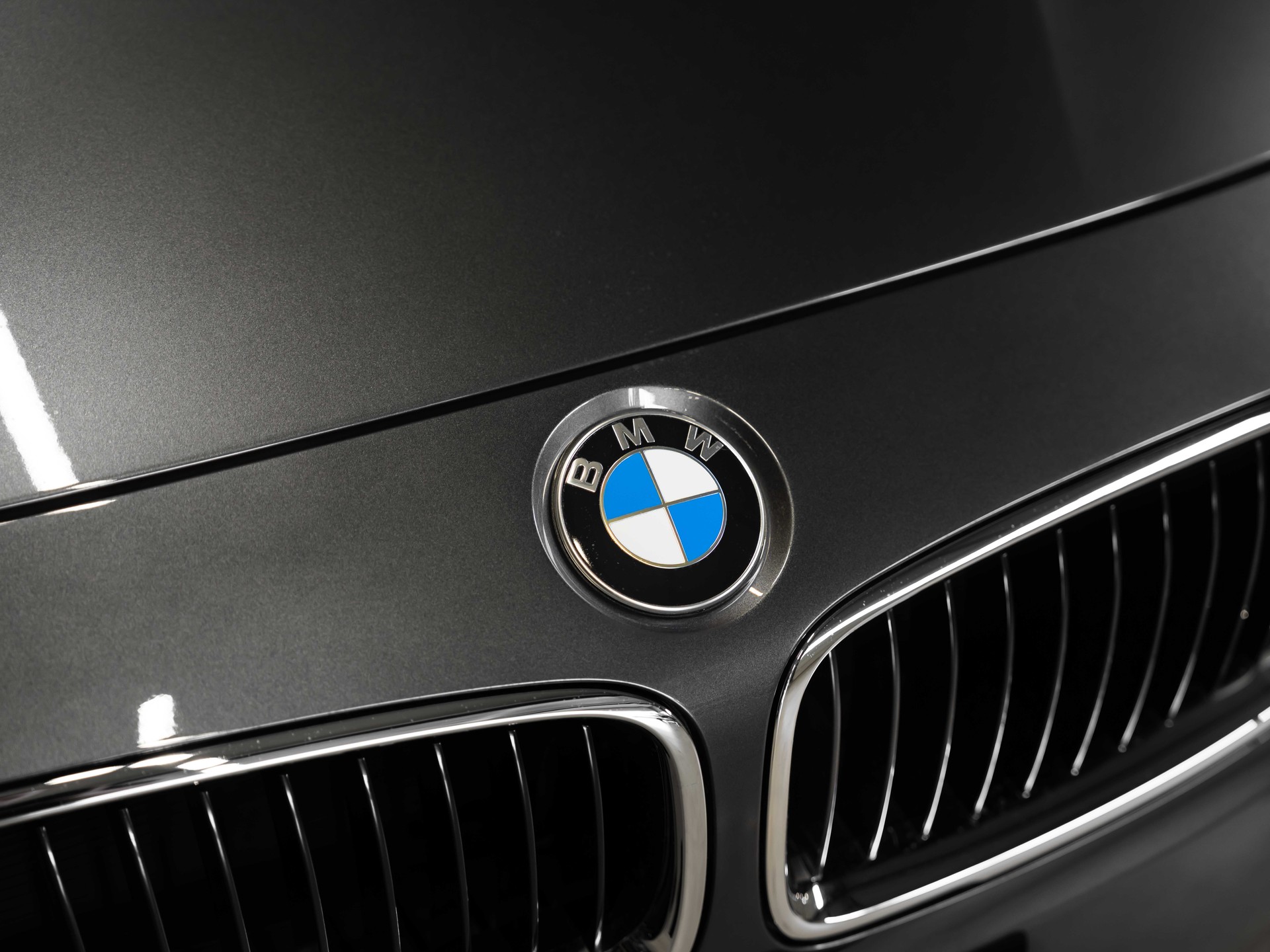 BMW 320i xDrive Touring-image-24