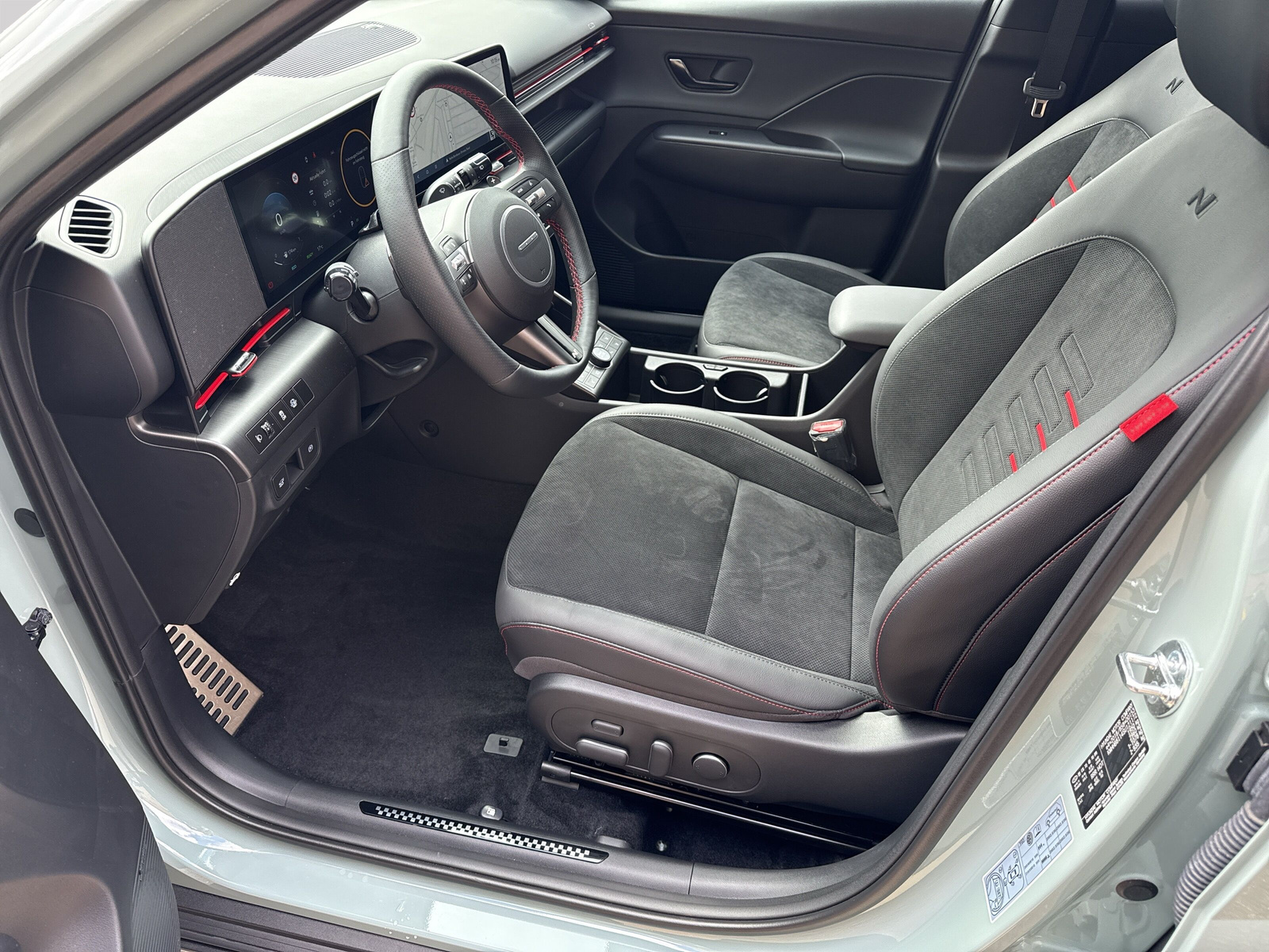 HYUNDAI Kona 1.6 GDi HEV N Line DCT-image-8