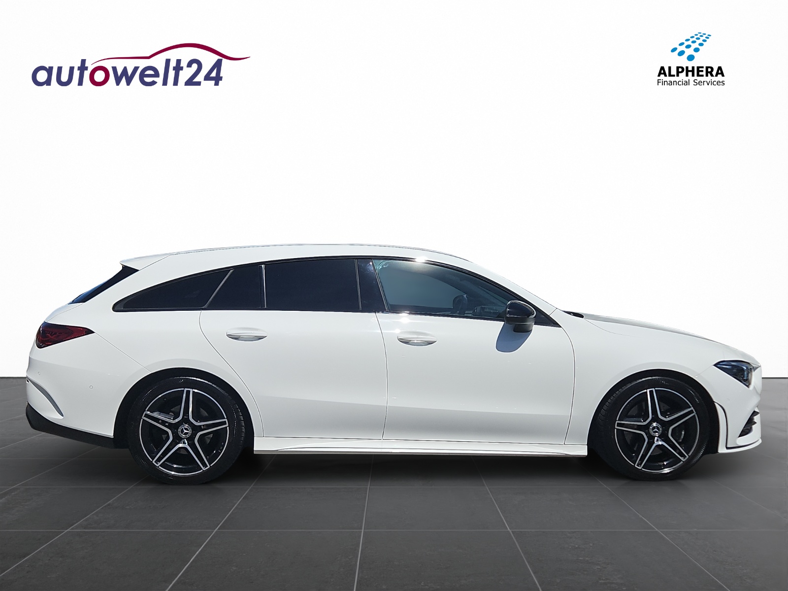 MERCEDES-BENZ CLA Shooting Brake 220 d 4Matic AMG Line-image-3