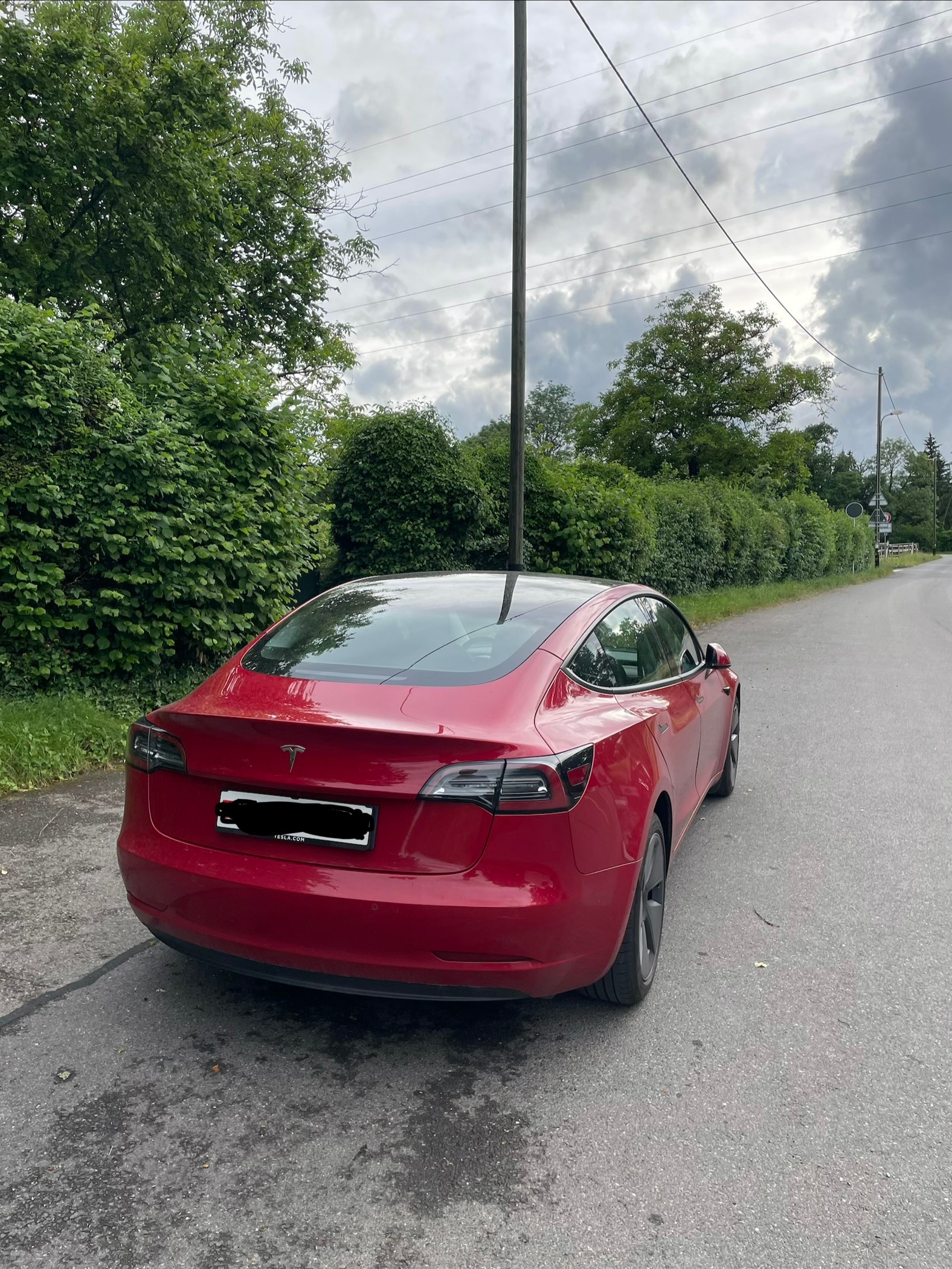 TESLA Long Range Dual Motor-image-1