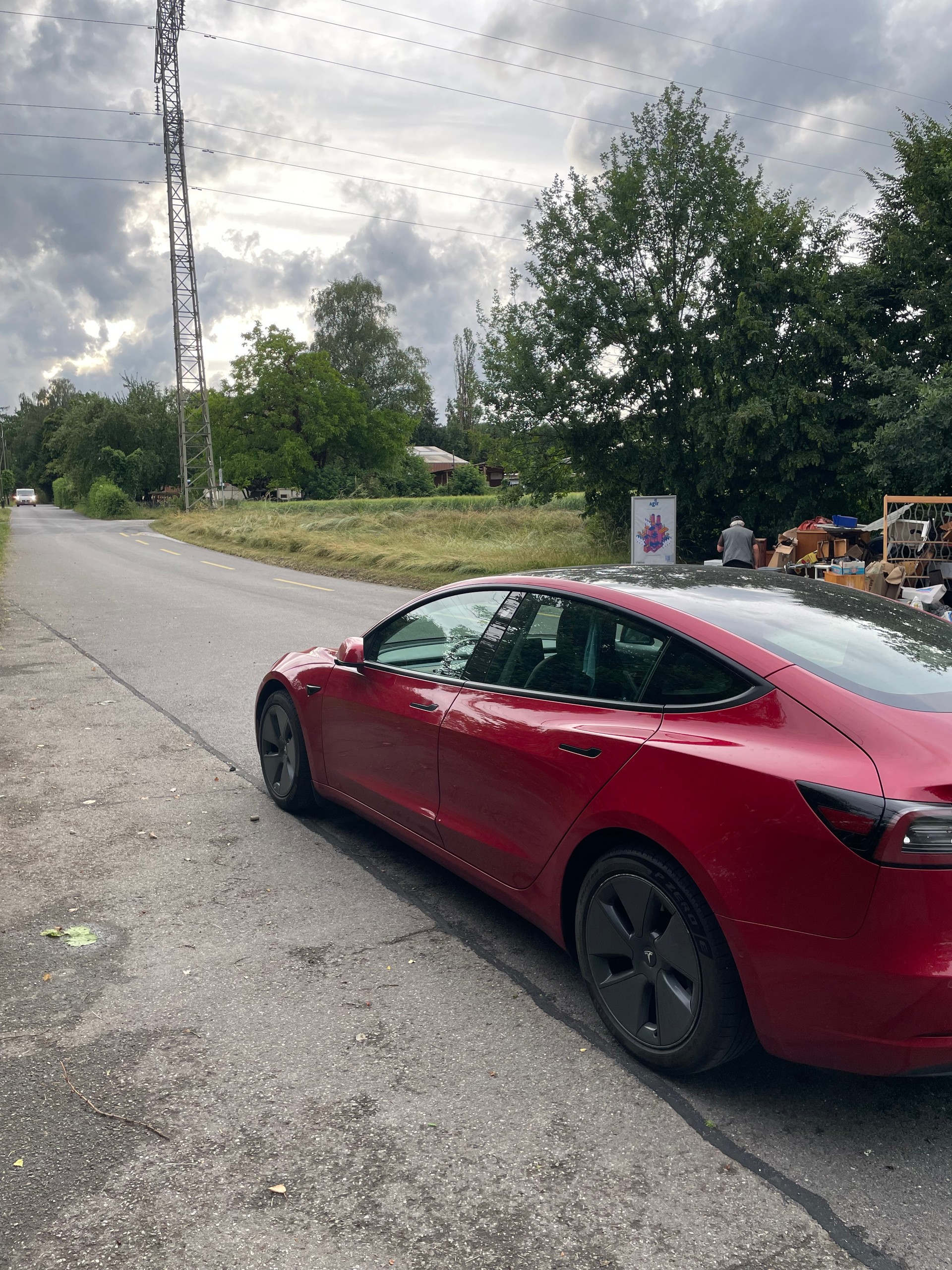 TESLA Long Range Dual Motor-image-3